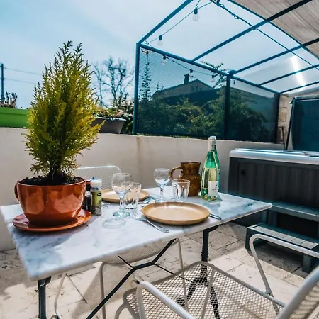 Apartment Le Titibu, Et Entre Ardeche Et Ceze Classe 5 Etoiles *