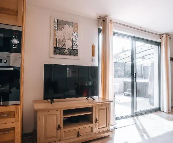 Le Titibu, Et Entre Ardeche Et Provence, Clim, Bbq, Netflix, Classe 5 Etoiles * Saint-Paulet-de-Caisson
