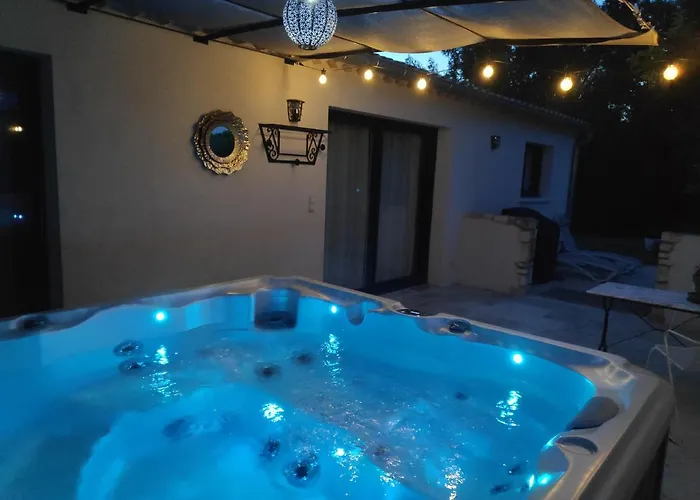 아파트 Le Titibu, Et Entre Ardeche Et Provence, Clim, Bbq, Netflix, Classe 5 Etoiles