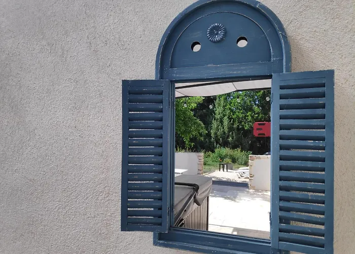 Le Titibu, Et Entre Ardeche Et Provence, Clim, Bbq, Netflix, Classe 5 Etoiles