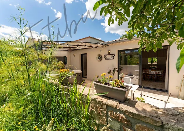 아파트 Le Titibu, Et Entre Ardeche Et Provence, Clim, Bbq, Netflix, Classe 5 Etoiles