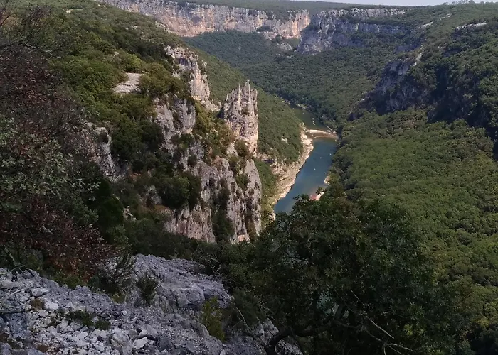 Le Titibu, Et Entre Ardeche Et Provence, Clim, Bbq, Netflix, Classe 5 Etoiles *
