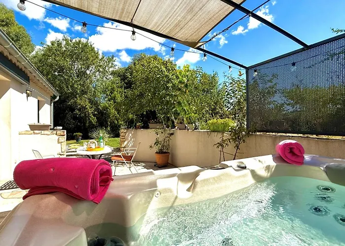 Le Titibu, Et Entre Ardeche Et Provence, Clim, Bbq, Netflix, Classe 5 Etoiles 아파트