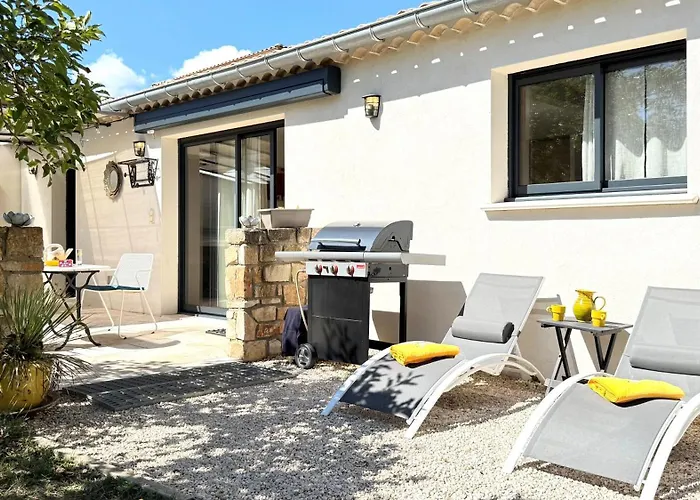 Le Titibu, Et Entre Ardeche Et Provence, Clim, Bbq, Netflix, Classe 5 Etoiles *
